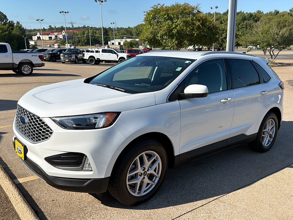 Used 2023 Ford Edge SEL