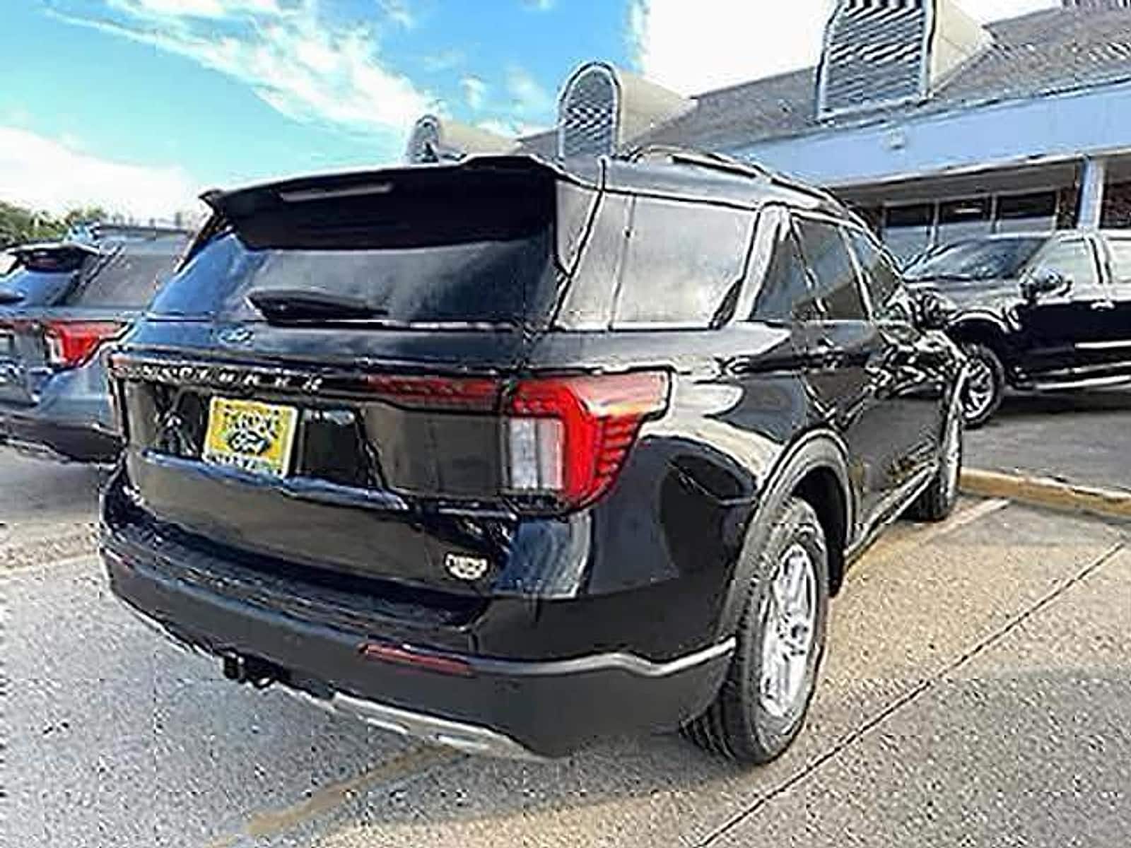 2026 Ford Explorer Active - Photo 7