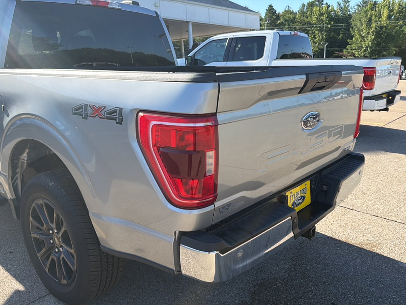 2022 Ford F-150 XLT - Photo 7