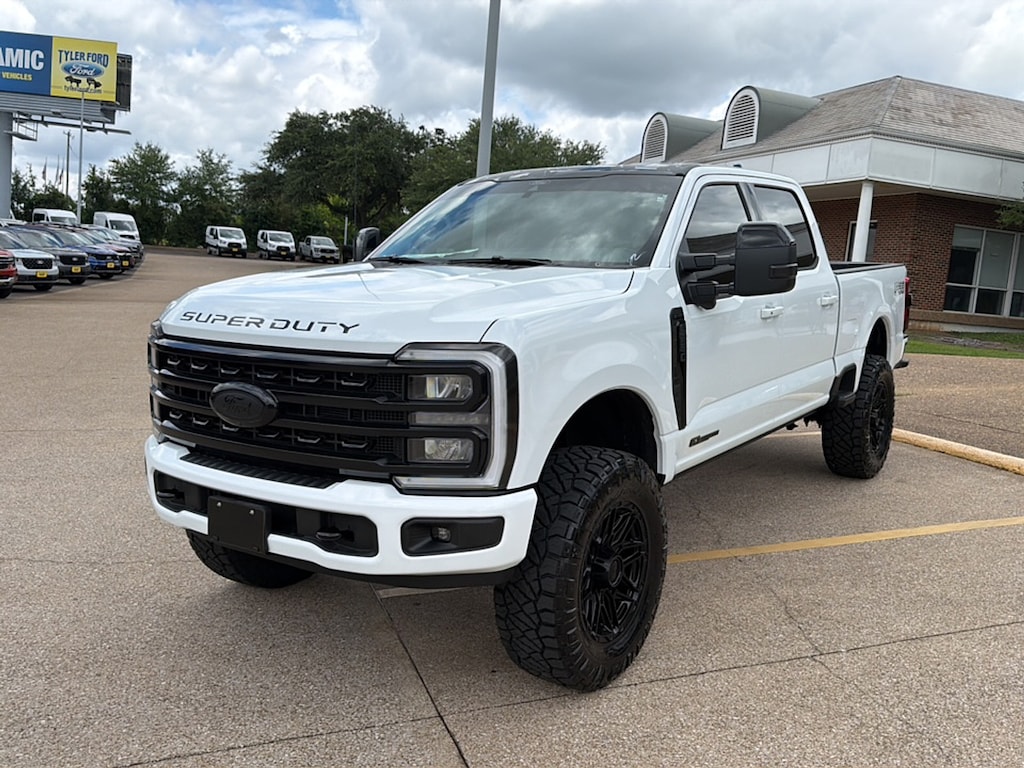 New 2026 Ford F-250 Lariat TRUCK