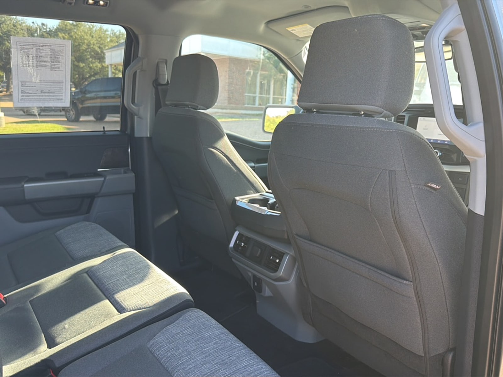 2022 Ford F-150 XLT - Photo 13