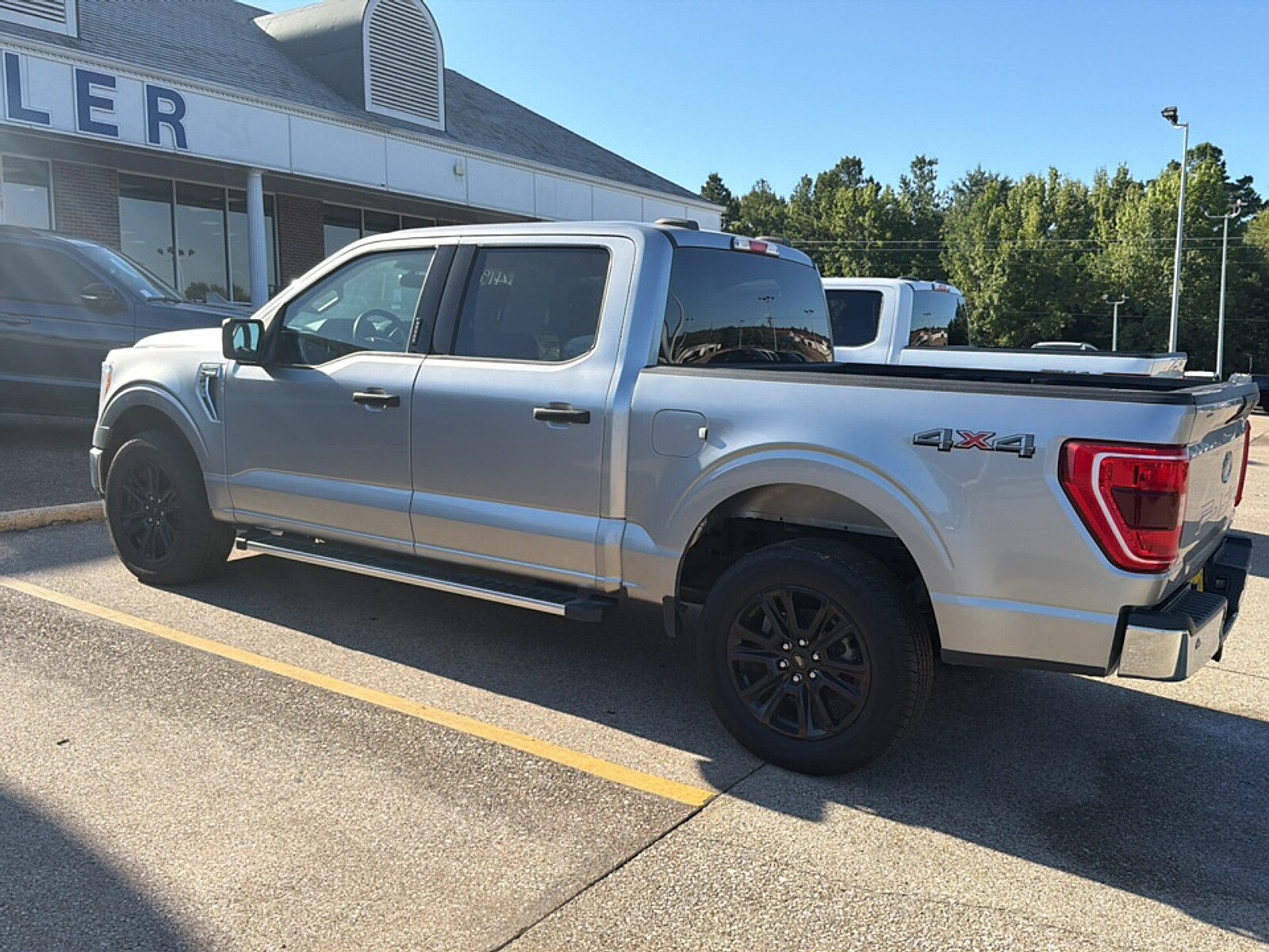2022 Ford F-150 XLT - Photo 6