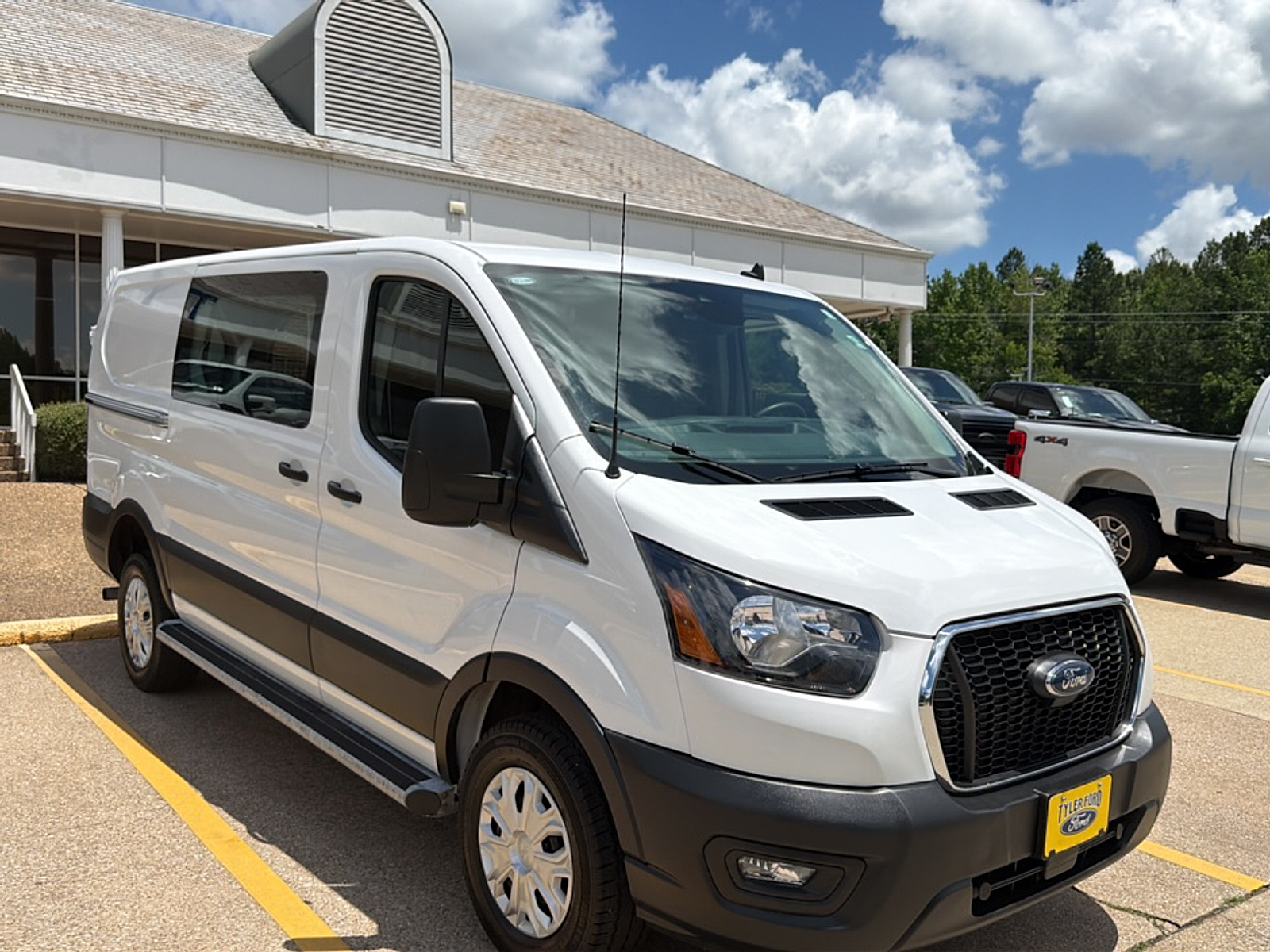 2025 Ford Transit Van Base