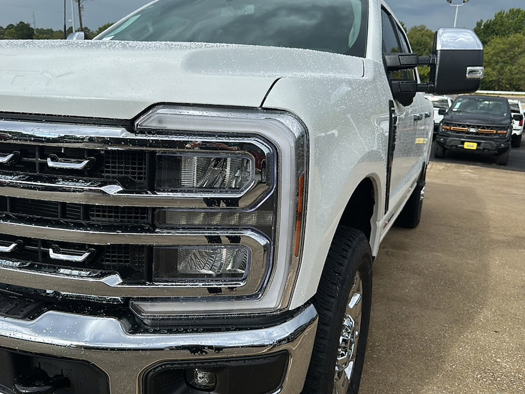 New 2026 Ford F-250 Lariat