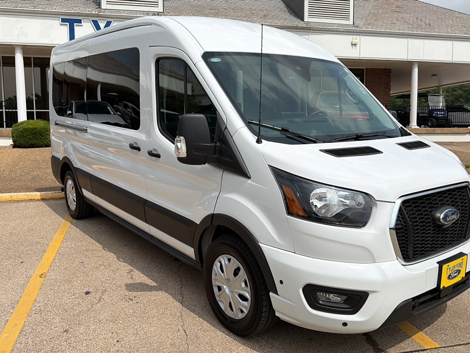 2025 Ford Transit Passenger Van XLT