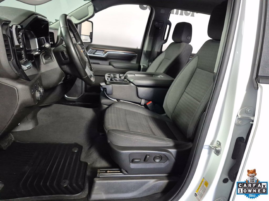 2025 Chevrolet Silverado 2500HD LT - Photo 10