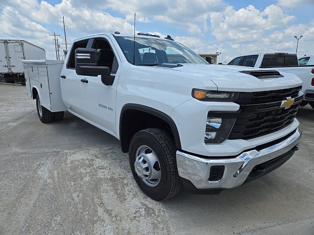2025 Chevrolet Silverado 3500 Chassis Cab