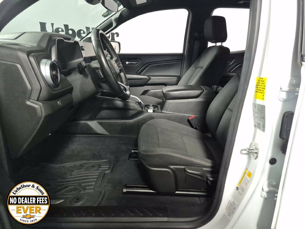 2023 Chevrolet Colorado LT - Photo 10
