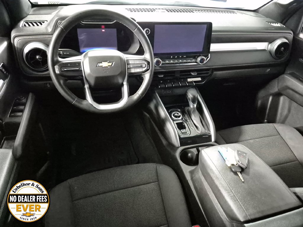 2023 Chevrolet Colorado LT - Photo 11