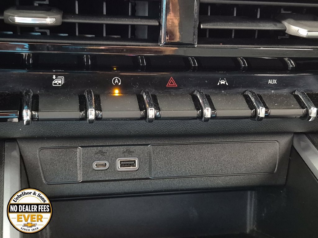 2023 Chevrolet Colorado LT - Photo 21