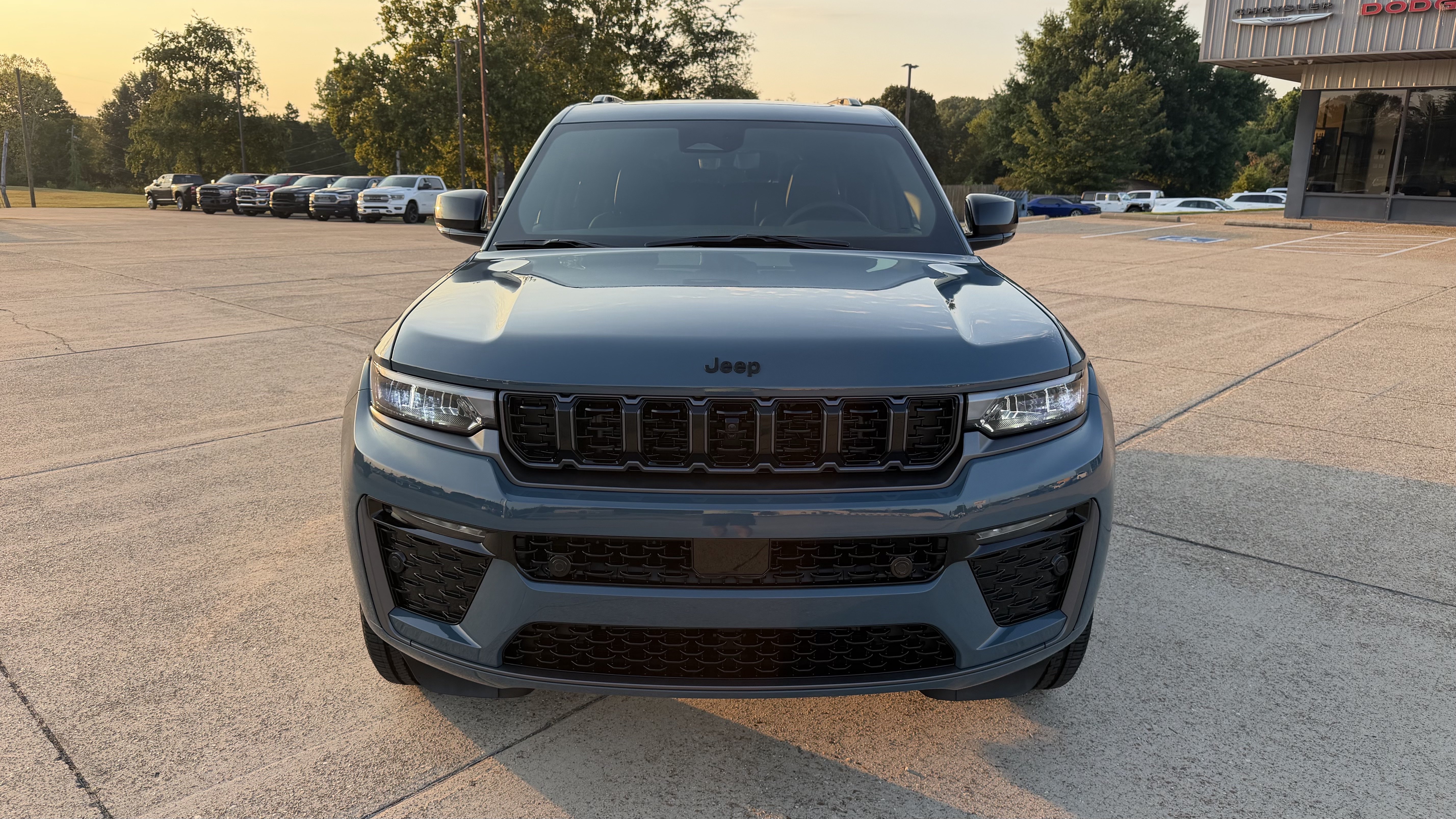 New 2027 Jeep Grand Cherokee L LIMITED RESERVE 4X4 Sport Utility
