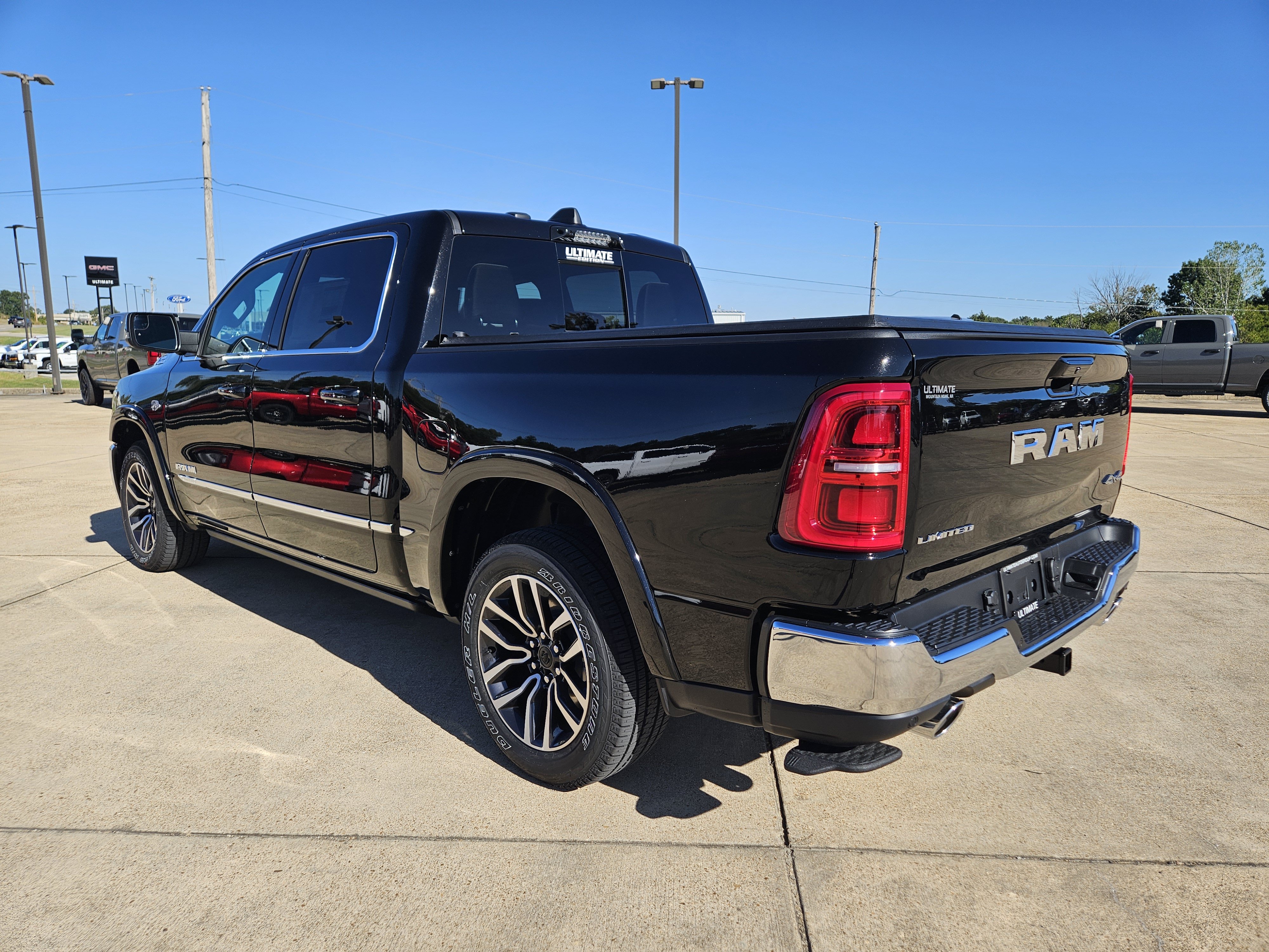New 2027 Ram 1500 LIMITED CREW CAB 4X4 5'7 BOX Pickup