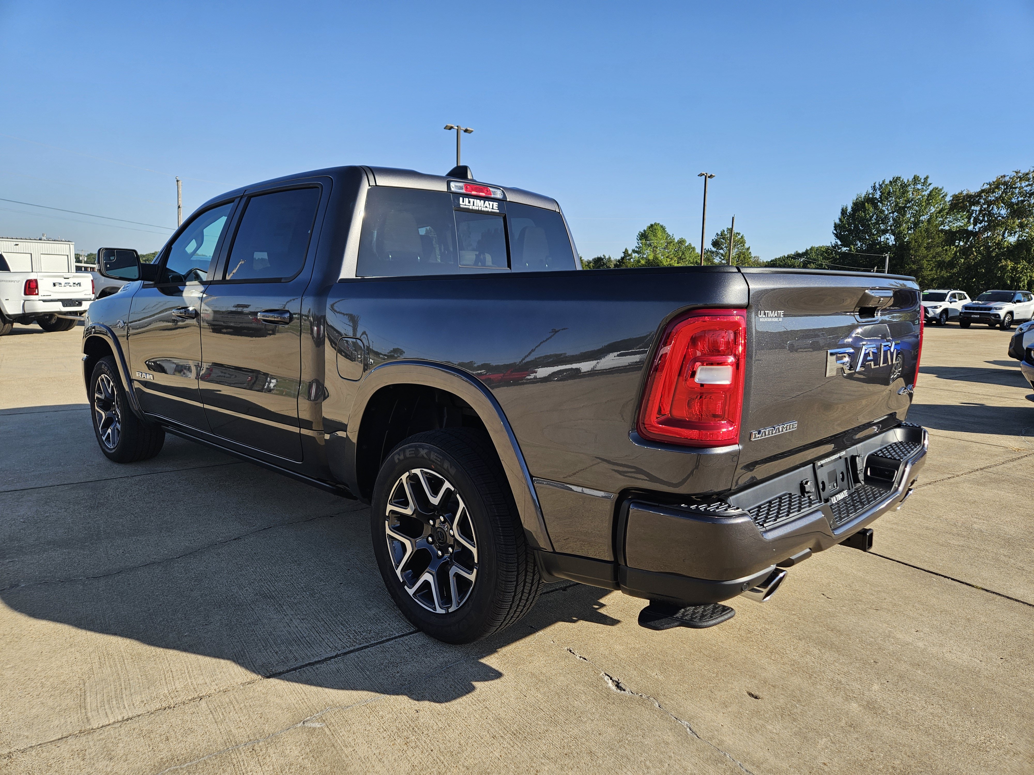 New 2027 Ram 1500 LARAMIE CREW CAB 4X4 5'7 BOX Pickup