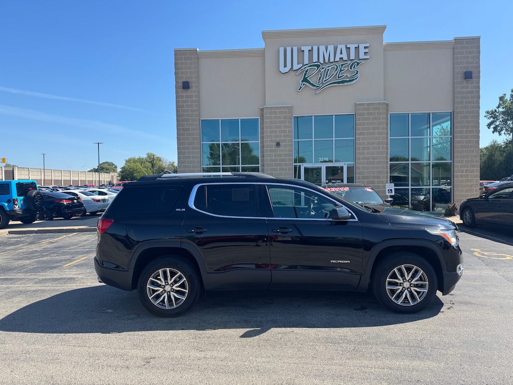 Used 2017 GMC ACADIA SLE-2 SUV