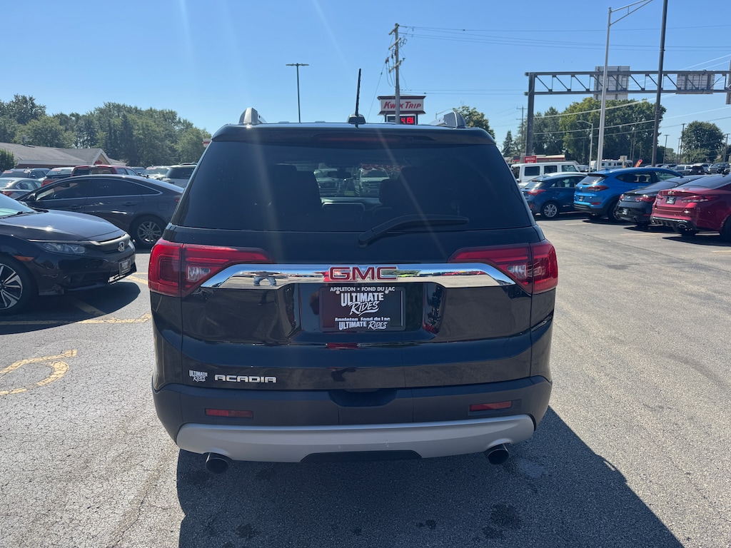 Used 2017 GMC ACADIA SLE-2 SUV