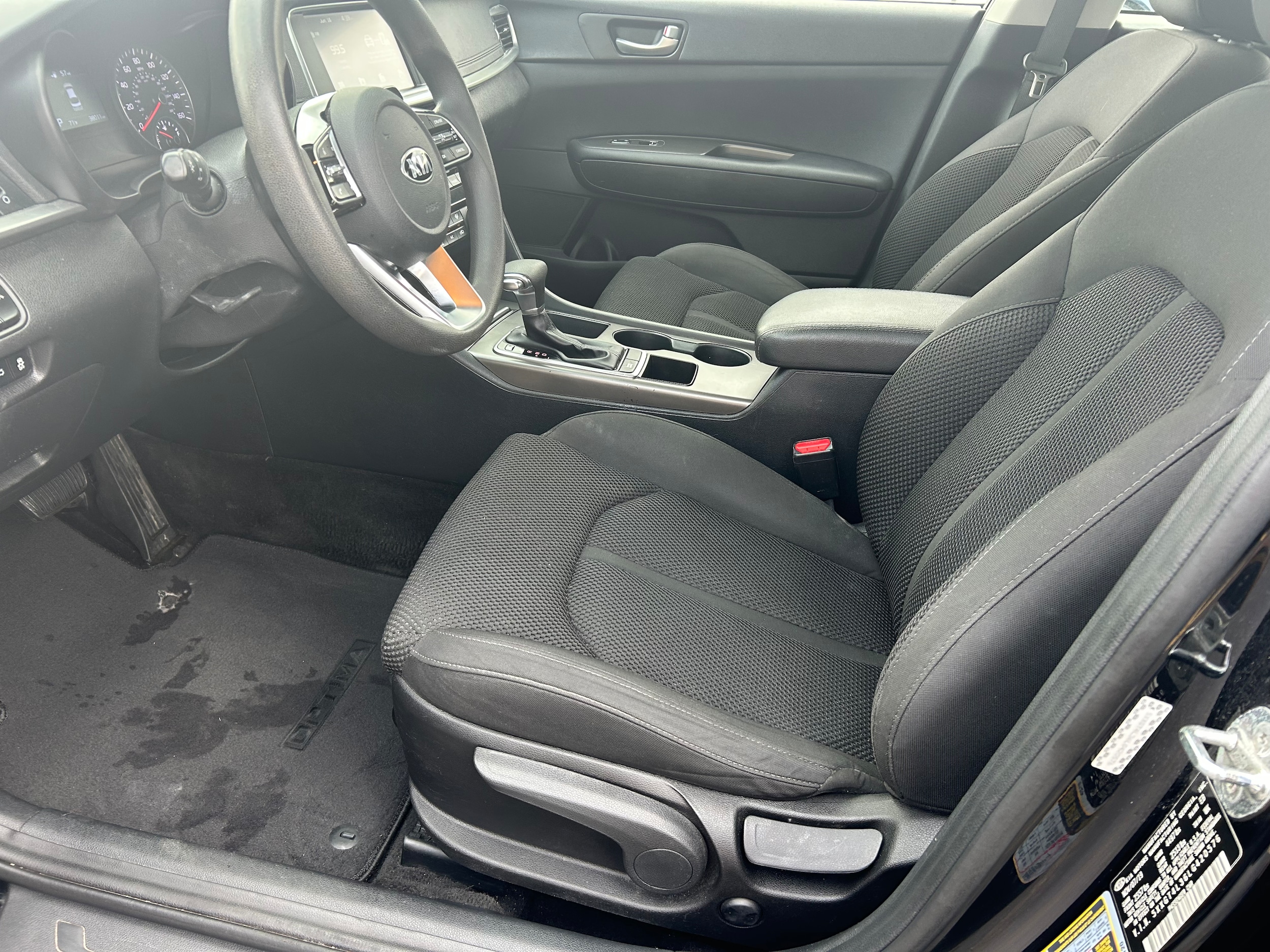 2020 Kia Optima LX - Photo 6