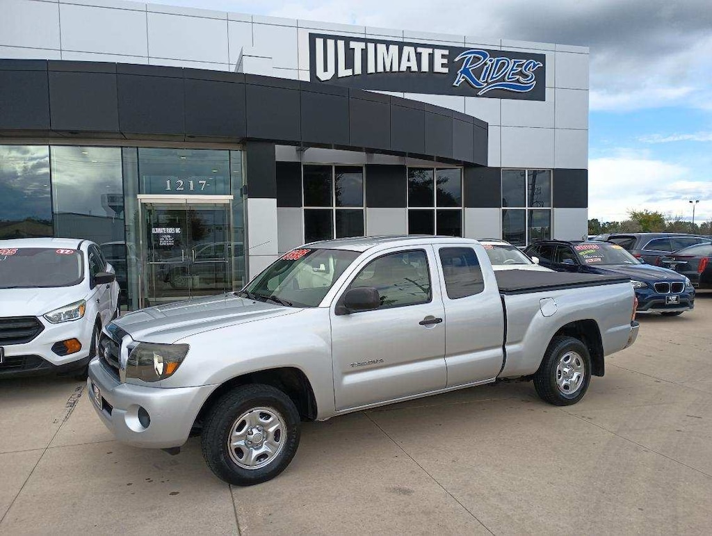 Used 2005 Toyota Tacoma Base Truck Access Cab