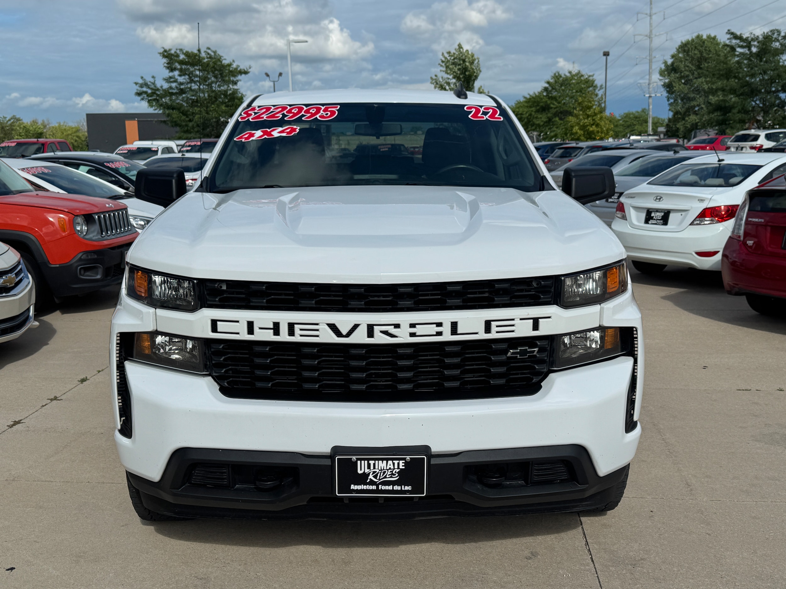 2022 Chevrolet Silverado 1500 Limited Custom - Photo 2