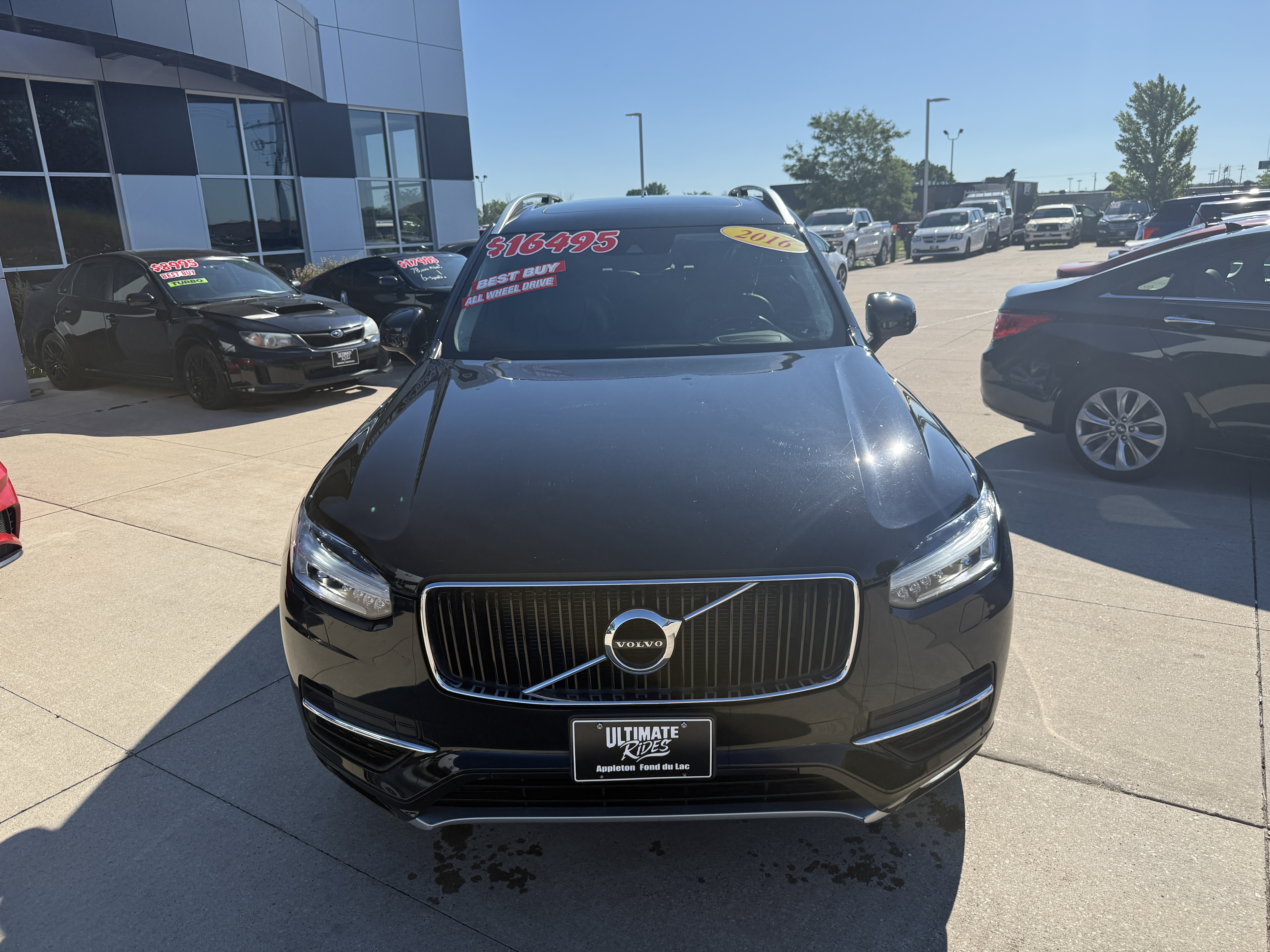 Used 2016 Volvo XC90 T5 Momentum AWD SUV