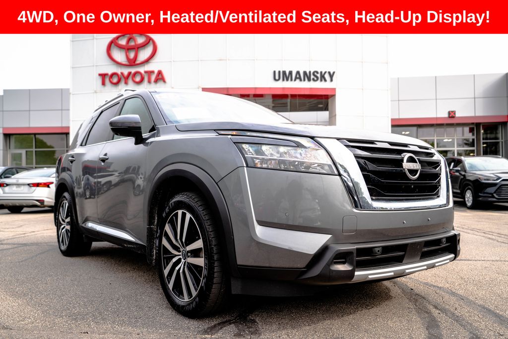 2023 Nissan Pathfinder Platinum