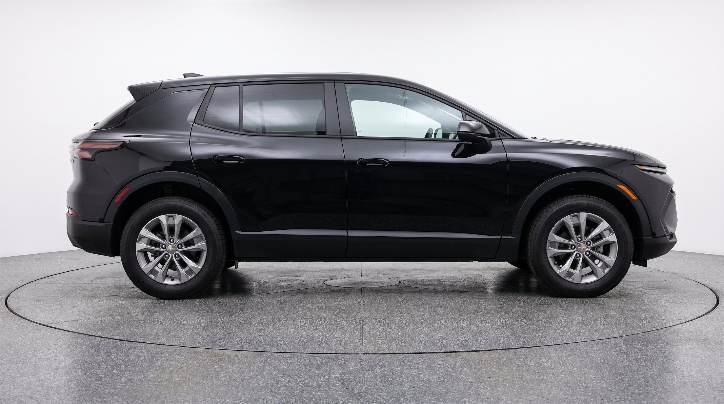Thumbnail: 2025 Chevrolet Equinox - 10