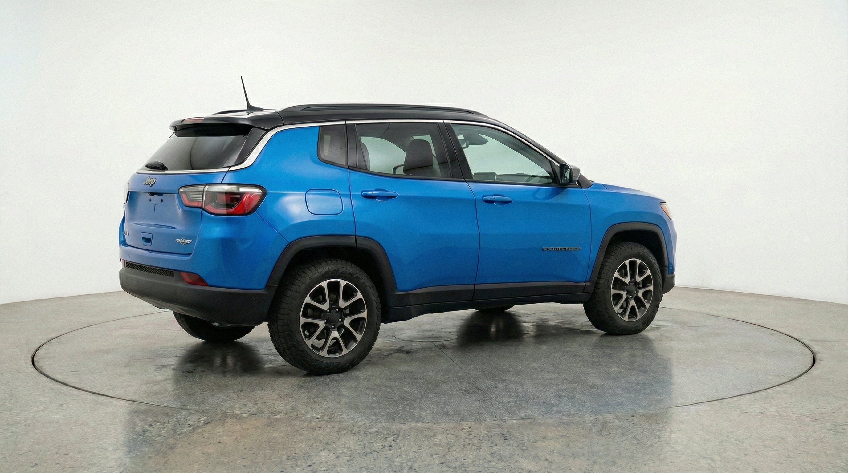 Thumbnail: 2025 Jeep Compass - 9