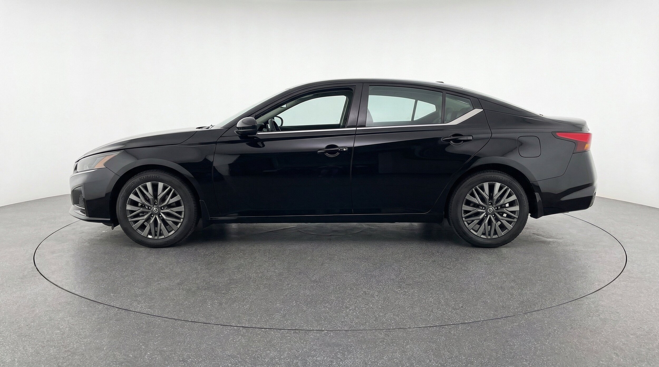 Thumbnail: 2026 Nissan Altima - 5