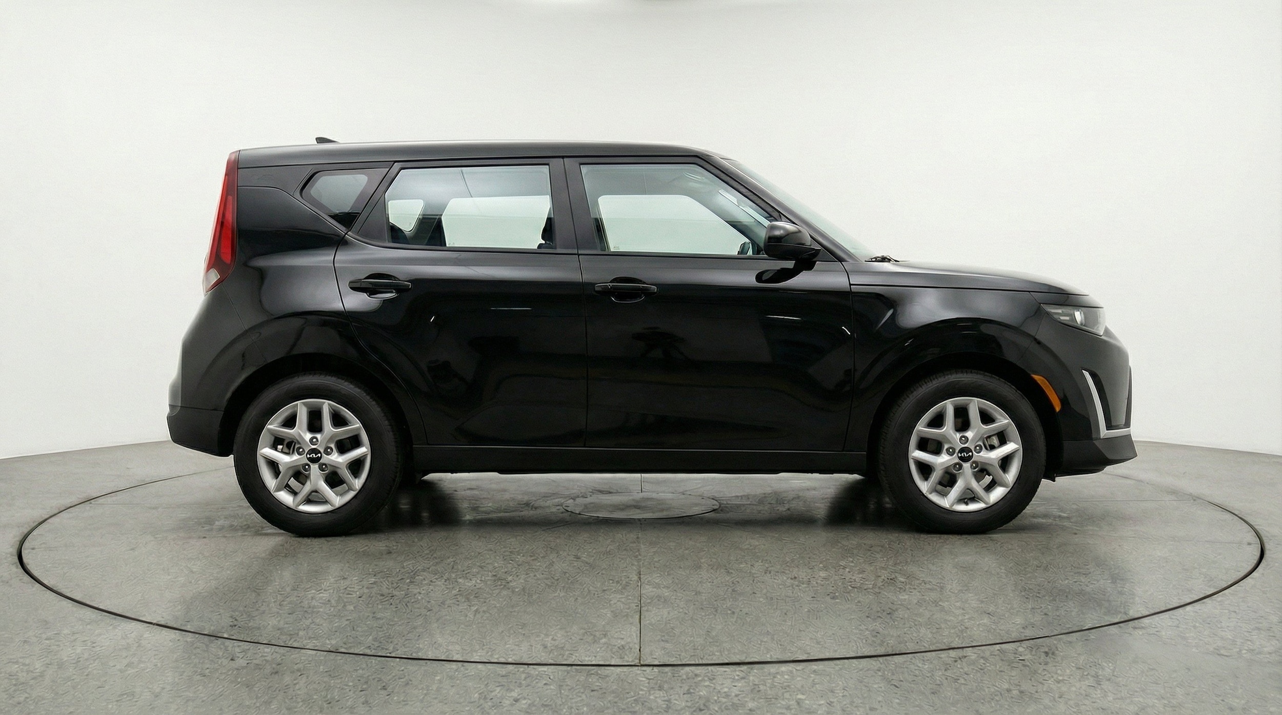 Thumbnail: 2025 Kia Soul - 10