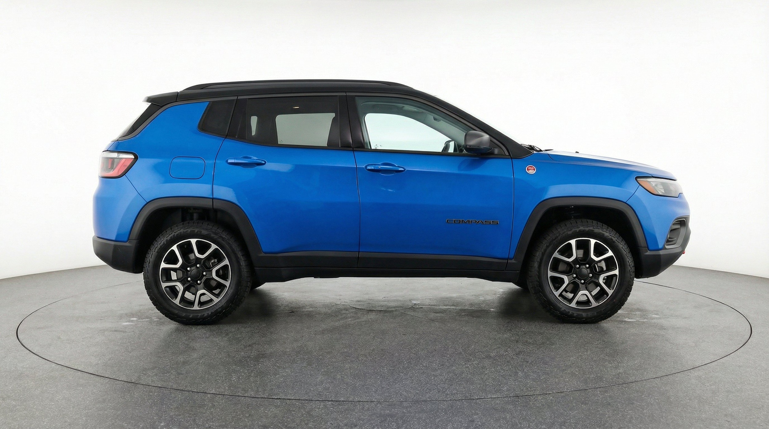 Thumbnail: 2025 Jeep Compass - 10