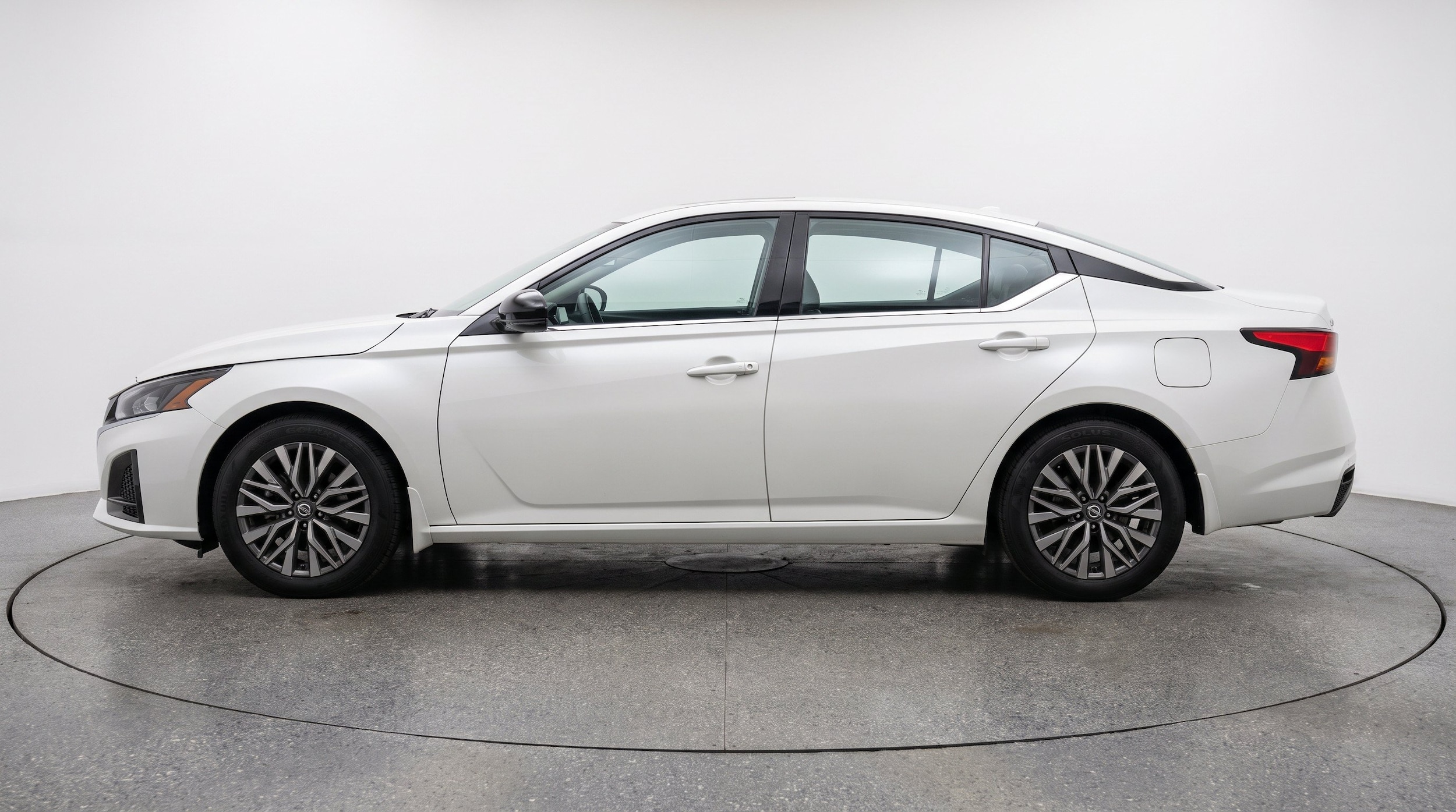 Thumbnail: 2026 Nissan Altima - 5