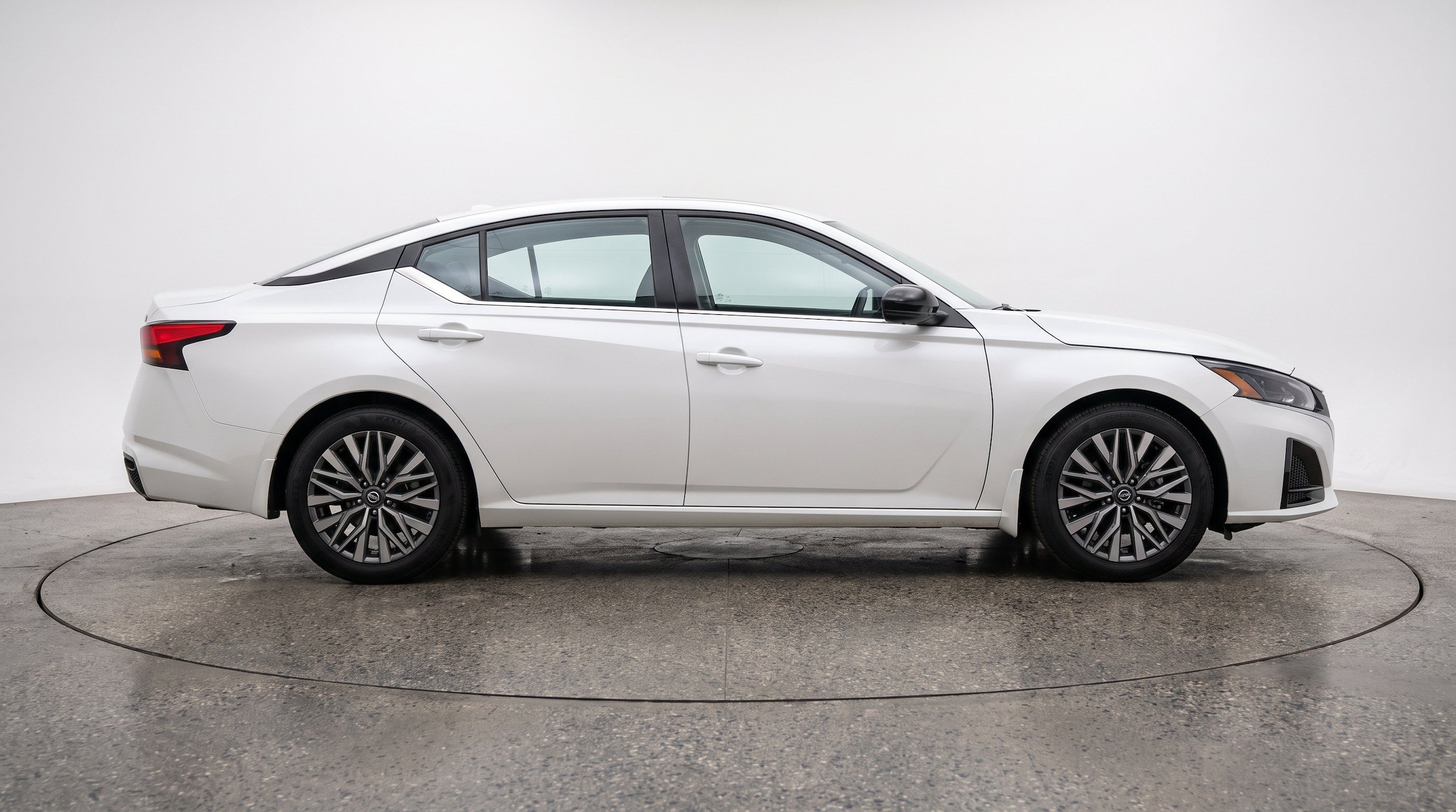 Thumbnail: 2026 Nissan Altima - 10