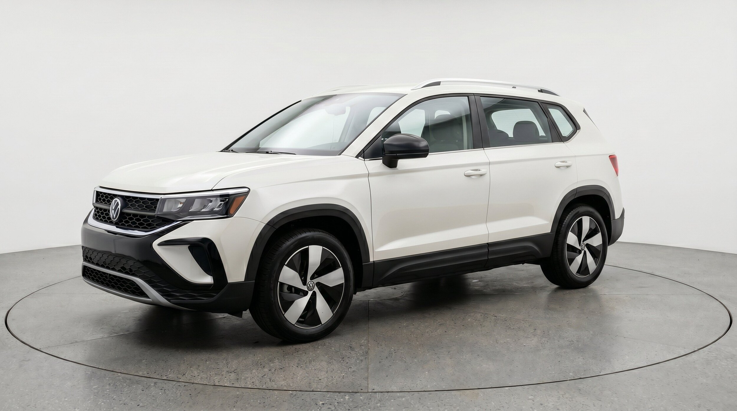 Thumbnail: 2026 Volkswagen Taos - 3