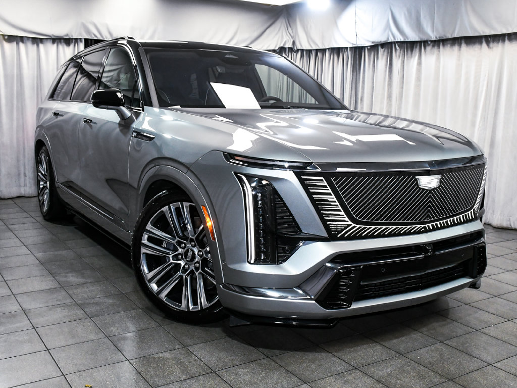 Used 2026 Cadillac Vistiq Platinum SUV