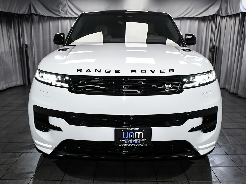 Used 2025 Land Rover Range Rover Sport Plug-in Hybrid Dynamic SE SUV