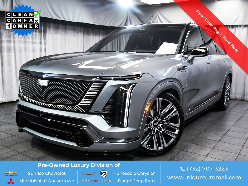 Used 2026 Cadillac Vistiq Platinum SUV