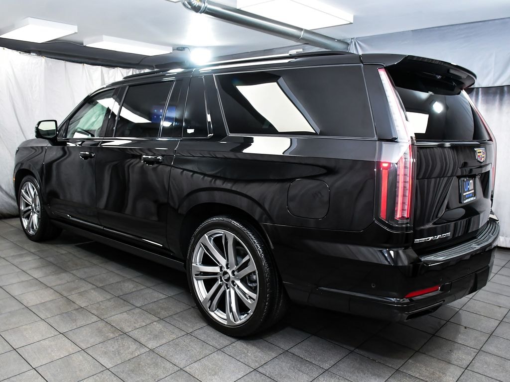 Used 2025 Cadillac Escalade ESV Sport Platinum SUV
