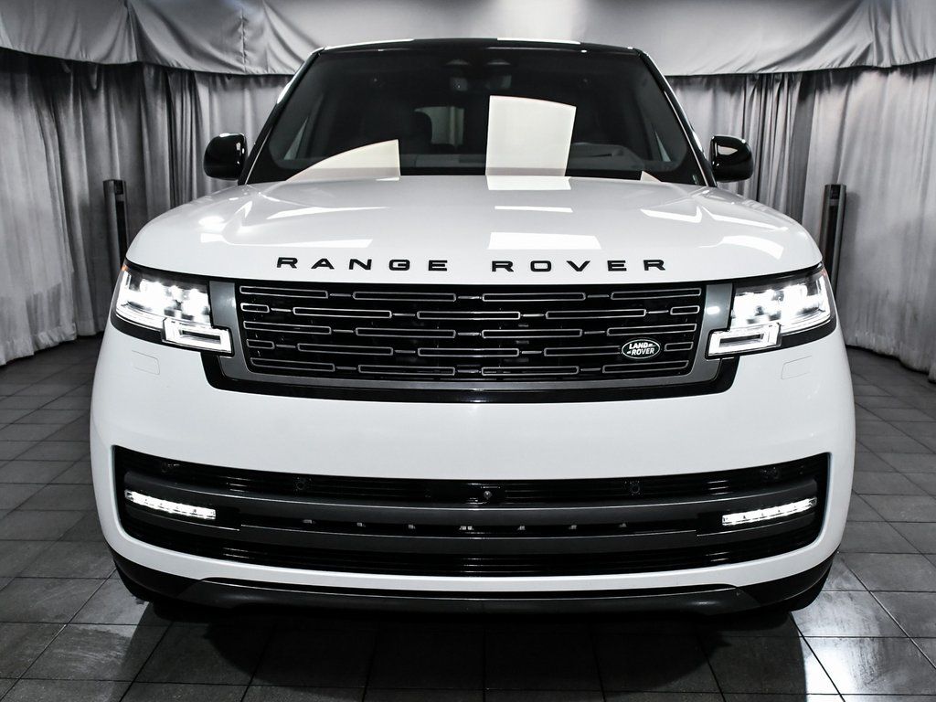 Used 2025 Land Rover Range Rover Plug-In Hybrid SE SUV