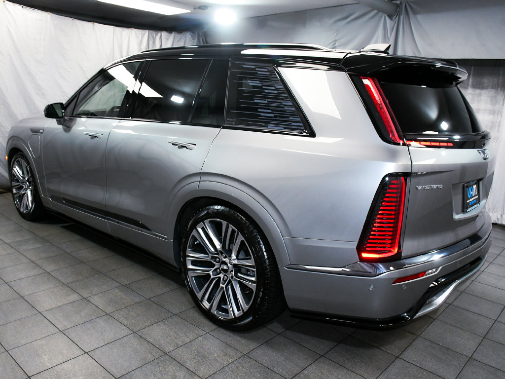 Used 2026 Cadillac Vistiq Platinum SUV