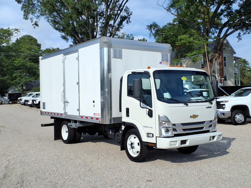 New 2027 Chevrolet Low Cab Forward 4500 HG Base Truck