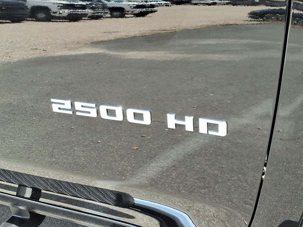 2026 Chevrolet Silverado 2500 HD LT - Photo 9