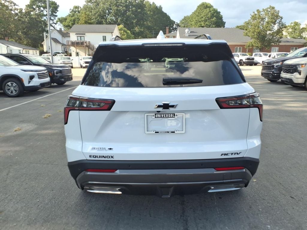 2027 Chevrolet Equinox ACTIV - Photo 6