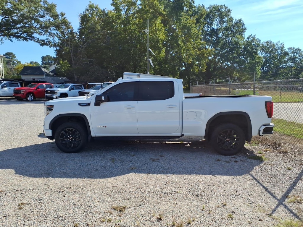 Used 2022 GMC Sierra 1500 AT4 Truck