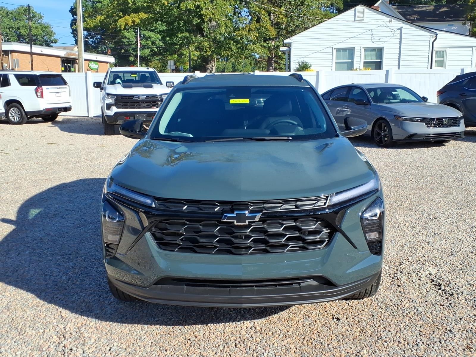 New 2026 Chevrolet Trax LT SUV