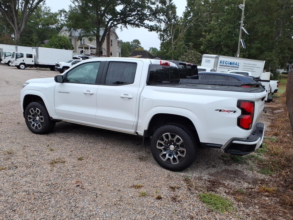 Used 2023 Chevrolet Colorado 4WD LT Truck