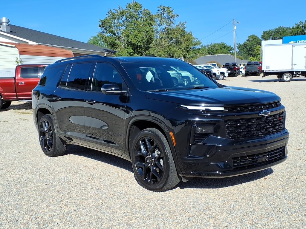 Used 2024 Chevrolet Traverse RS SUV