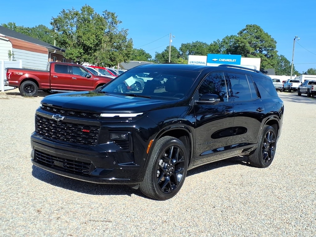 Used 2024 Chevrolet Traverse RS SUV