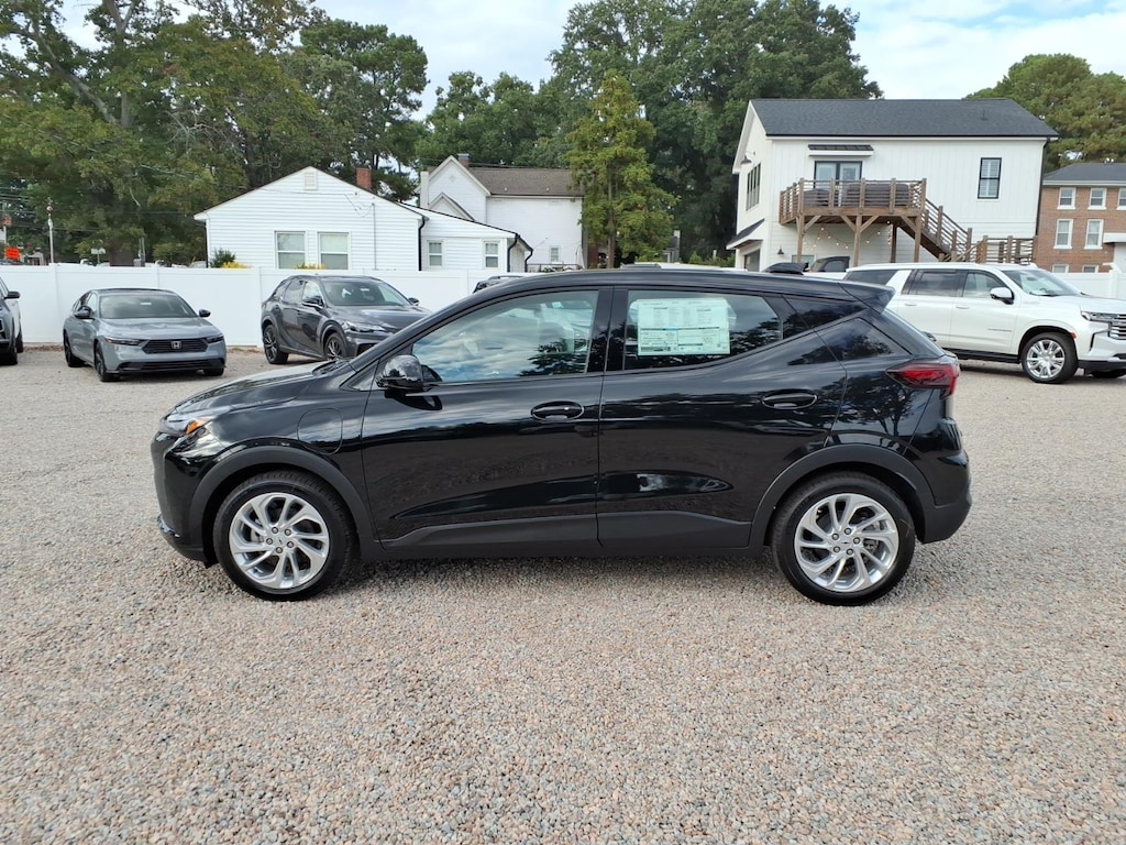 New 2027 Chevrolet Bolt LT SUV