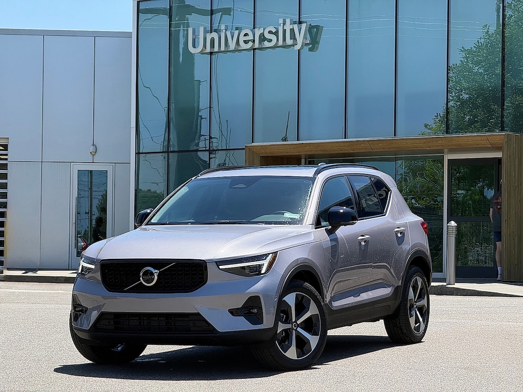 New 2026 Volvo XC40 B5 Plus SUV
