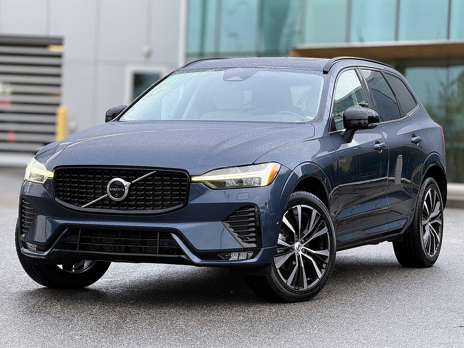 2025 Volvo XC60