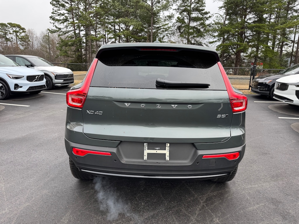 New 2026 Volvo XC40 B5 Ultra SUV